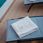 Luxury Pearl 2 With Infinity Pool * باشْكا