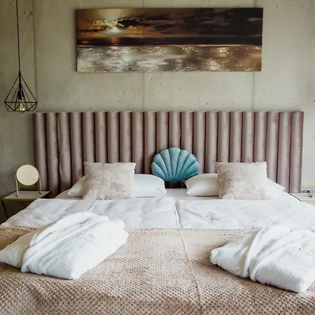 Villa Luxury Pearl 2 With Infinity Pool *