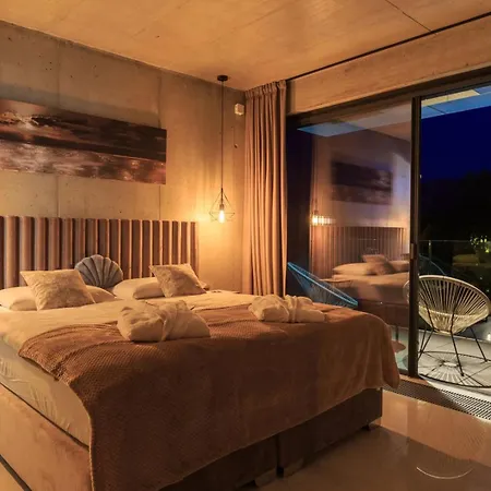 Luxury Pearl 2 With Infinity Pool Villa *