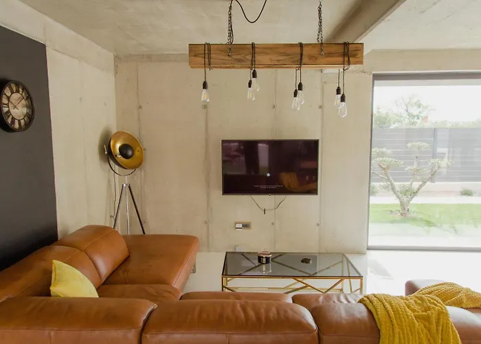 Villa Luxury Pearl 2 With Infinity Pool *