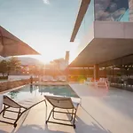 Luxury Pearl 2 With Infinity Pool Villa *