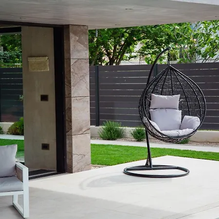 Vilă Luxury Pearl 2 With Infinity Pool Baška