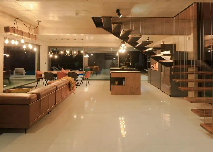 Luxury Pearl 2 With Infinity Pool